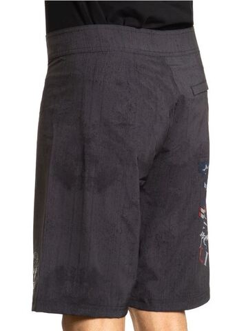 Affliction | Шорты мужские EAGLE STRONG BOARDSHORT 101BS178 слева сзади