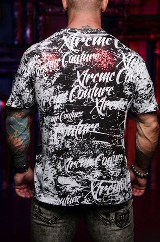Xtreme Couture | Футболка мужская BLACKTOOTH WHITE X788 от Affliction спина на модели